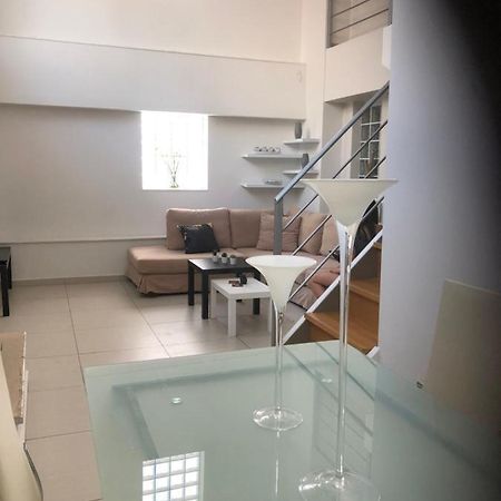 Maisonette Lux Modern Next To Metro Kerameikos 3 Rooms アテネ エクステリア 写真
